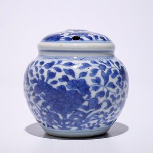 A Chinese blue and white huqqa or hookah base for the Islamic market, Kangxi — photo 3