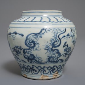 A Chinese blue and white jar, Hongzhi — 照片 3