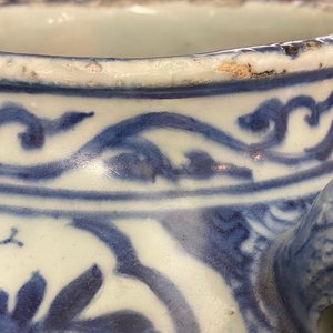 A Chinese blue and white jar with birds in a landscape, Wanli — 照片 7