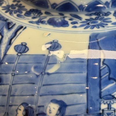 A Chinese blue and white 'Jia Guan Jin Jue 加官進爵' double-gourd vase — photo 2