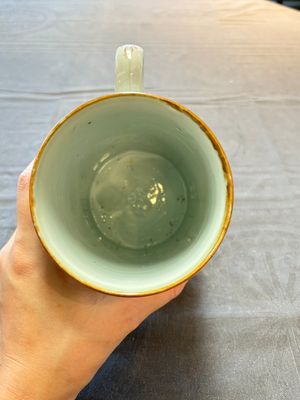 A Chinese blue and white jug and an Imari-style tankard, Transitional period/Kangxi — foto 12