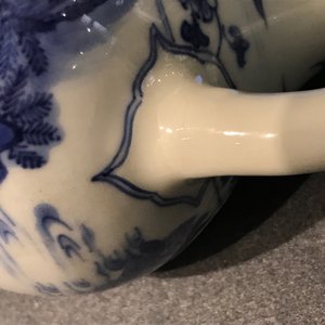 A Chinese blue and white jug, Transitional period — 照片 13