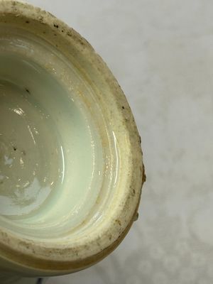 A Chinese blue and white 'Floral' jug, Transitional period — foto 14