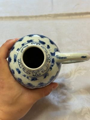 A Chinese blue and white 'Floral' jug, Transitional period — foto 5