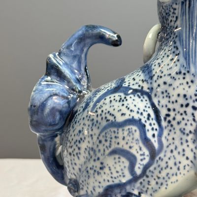A Chinese blue and white ko-sometsuke 'Buddhist Lion' incense burner  — photo 11