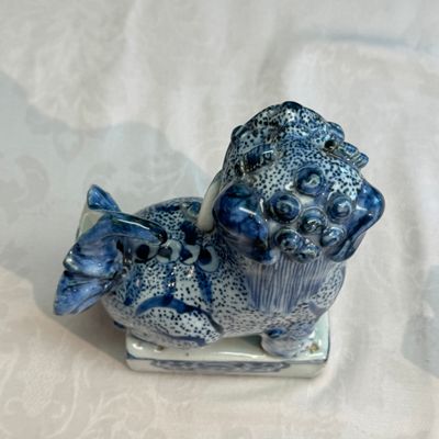 A Chinese blue and white ko-sometsuke 'Buddhist Lion' incense burner  — photo 12