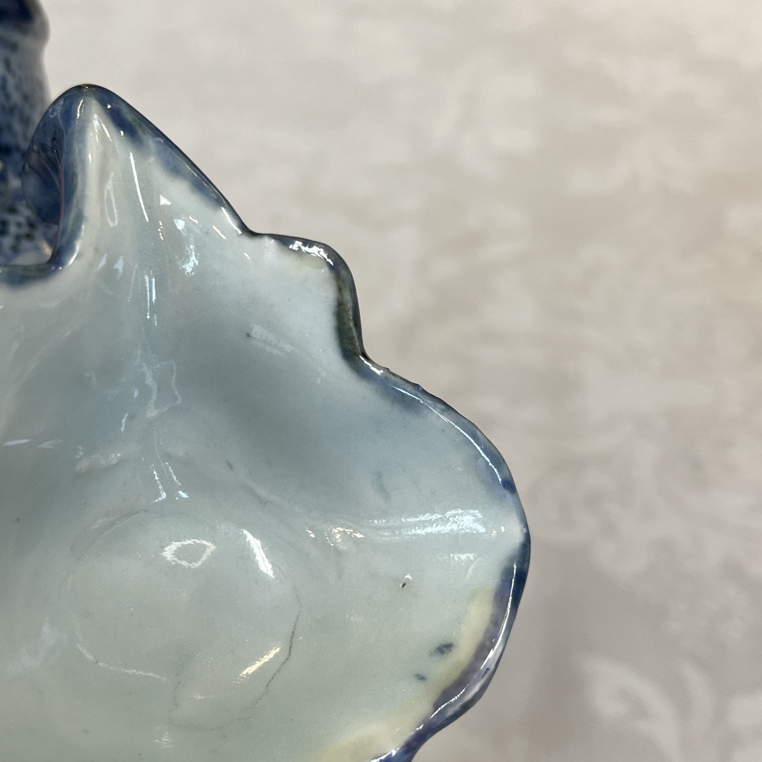 A Chinese blue and white ko-sometsuke 'Buddhist Lion' incense burner  — photo 34