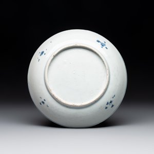 A Chinese blue and white ko-sometsuke 'horses and poem' plate for the Japanese market, Tianqi — photo 2