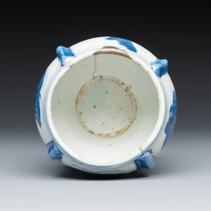 A Chinese blue and white ko-sometsuke incense burner — photo 6