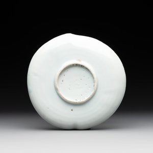 A Chinese blue and white ko-sometsuke 'peach' dish for the Japanese market, Tianqi — photo 2