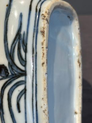 A Chinese blue and white 'kraak' porcelain betel box and cover with a bird on a rock, Wanli — photo 20