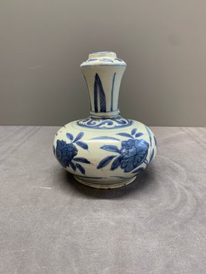 A Chinese blue and white 'kraak' porcelain 'bird' kendi, Wanli — photo 4