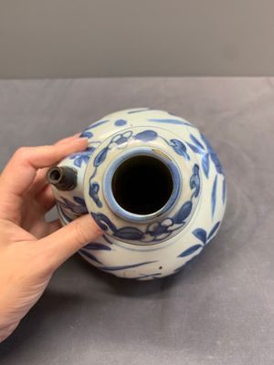 A Chinese blue and white 'kraak' porcelain 'bird' kendi, Wanli — photo 6