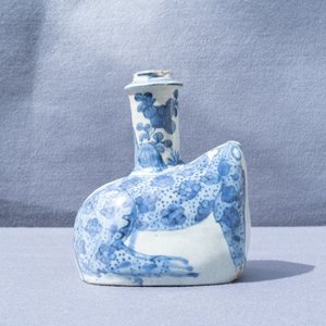 A Chinese blue and white kraak porcelain frog-shaped kendi, Wanli — photo 21