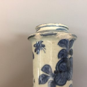 A Chinese blue and white kraak porcelain frog-shaped kendi, Wanli — photo 13