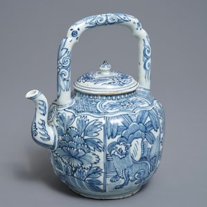 A Chinese blue and white kraak porcelain wine jug and cover, Wanli — 照片 7