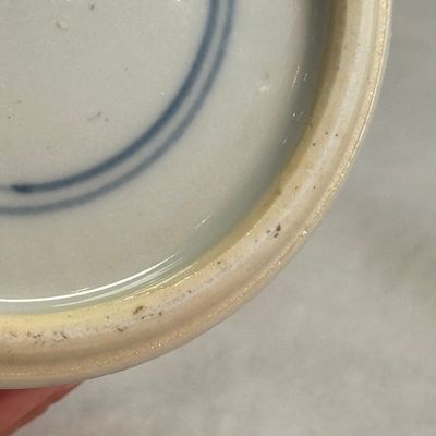 A Chinese blue and white 'Landscape' brushpot (Bitong) — photo 15