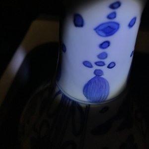 A Chinese blue and white landscape jug and a bottle vase with taoist symbols, Transitional period and Wanli — photo 8