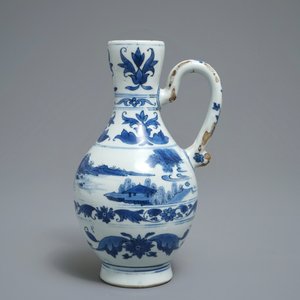 A Chinese blue and white landscape jug, Transitional period — photo 3