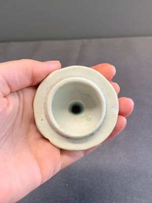 A Chinese blue and white 'landscape' mustard jar and cover, Transitional period — photo 8