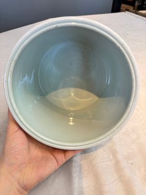 A Chinese blue and white 'Landscape' tripod censer — photo 5