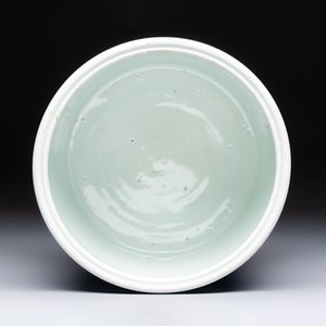 A Chinese blue and white 'Landscape' tripod censer — photo 10