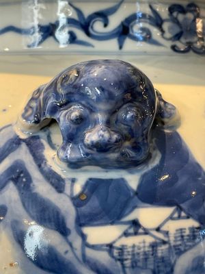A Chinese blue and white 'landscape' vase and cover, Chenghua mark, 19th C. — 照片 11