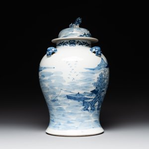 A Chinese blue and white 'landscape' vase and cover, Chenghua mark, 19th C. — 照片 3