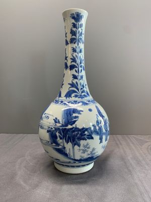 A Chinese blue and white 'Lian Sheng San Ji 連升三級' bottle vase, Transitional period — 照片 4