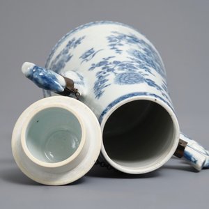 A Chinese blue and white 'lighthouse' type coffee pot and cover, Qianlong — photo 6
