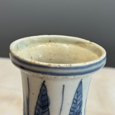 A Chinese blue and white 'Lizard and Birds' kendi  — photo 11