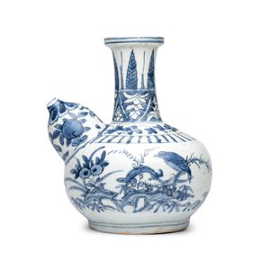 A Chinese blue and white 'Lizard and Birds' kendi  — photo 2