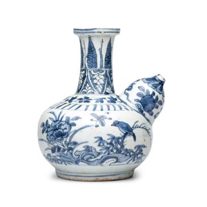 A Chinese blue and white 'Lizard and Birds' kendi  — photo 4