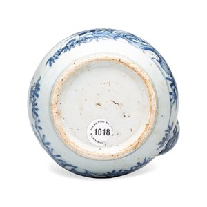A Chinese blue and white 'Lizard and Birds' kendi  — photo 7