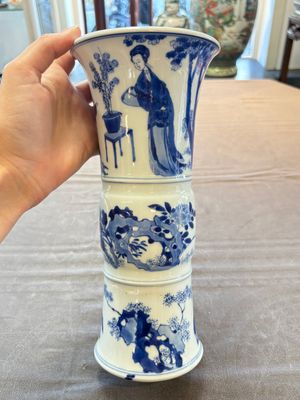 A Chinese blue and white 'Long Eliza and playing boys' 'gu' vase, Kangxi — photo 2