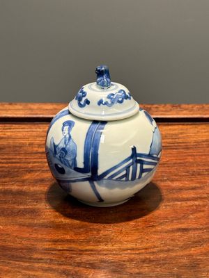 A Chinese blue and white 'Long Eliza' tea caddy and cover, conical shell mark, Kangxi — 照片 2