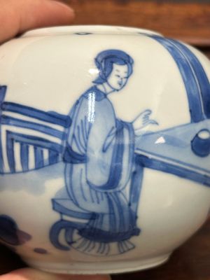 A Chinese blue and white 'Long Eliza' tea caddy and cover, conical shell mark, Kangxi — 照片 10