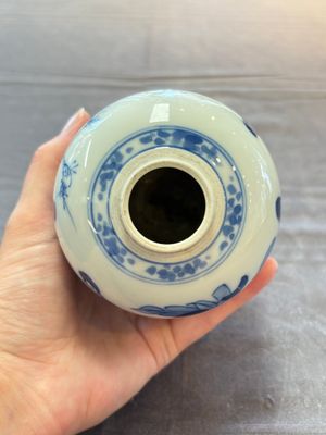 A Chinese blue and white 'Long Eliza' tea caddy, Kangxi — 照片 6