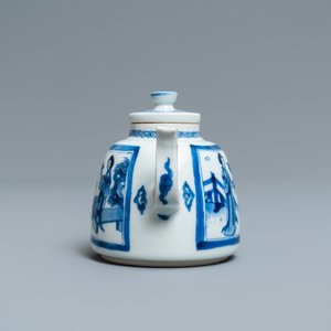 A Chinese blue and white 'Long Eliza' teapot, Yu mark, Kangxi — photo 3