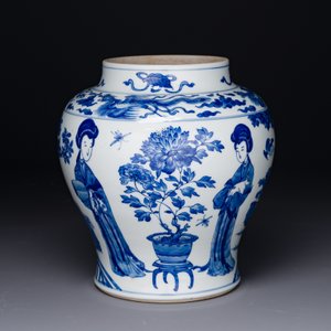 A Chinese blue and white 'Long Eliza' vase, Kangxi — 照片 3