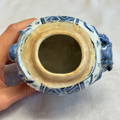 A Chinese blue and white 'Luduan' incense burner  — photo 12