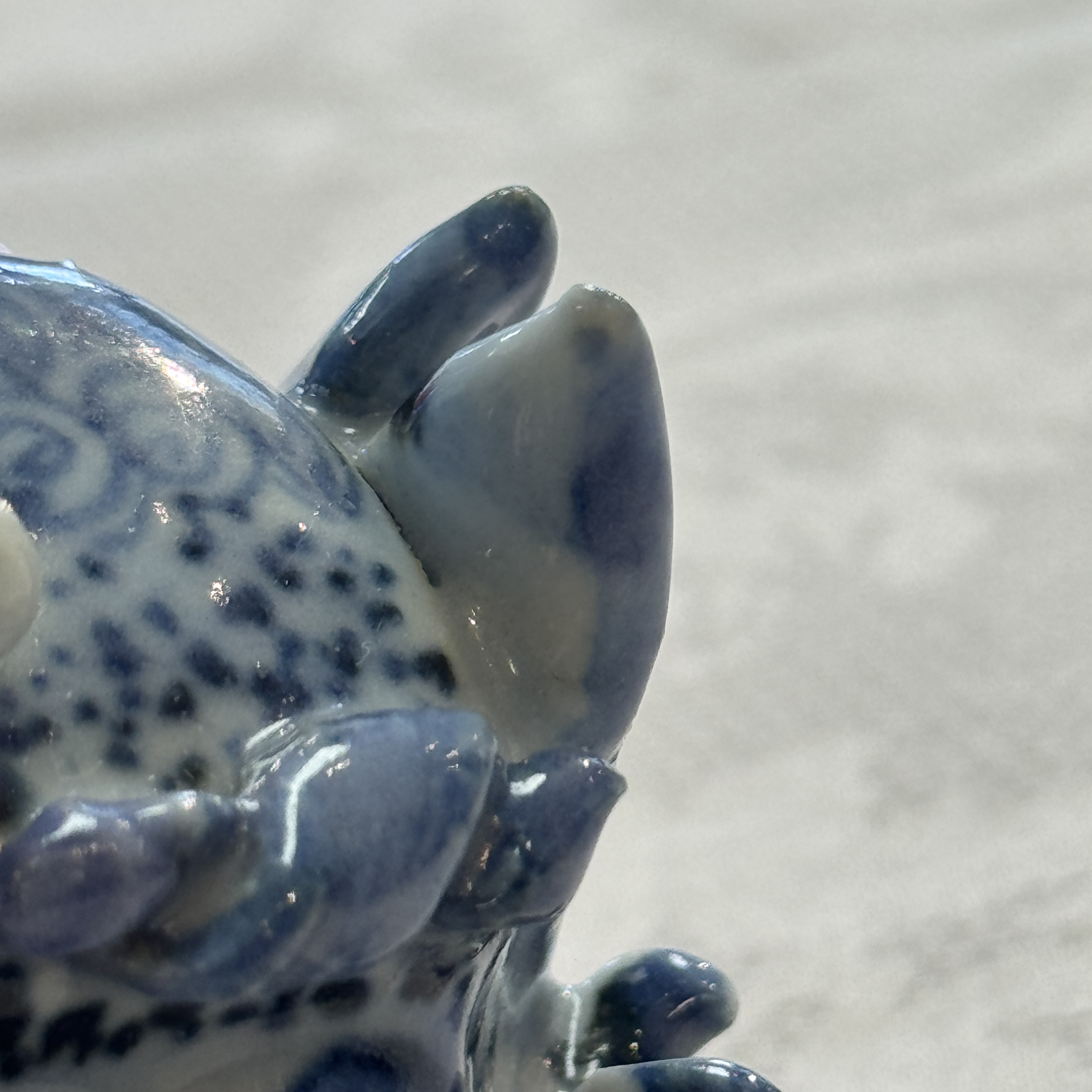 A Chinese blue and white 'Luduan' incense burner  — photo 25
