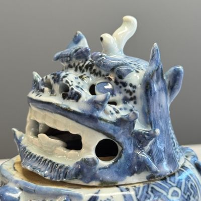 A Chinese blue and white 'Luduan' incense burner  — photo 5