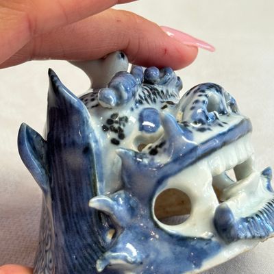 A Chinese blue and white 'Luduan' incense burner  — photo 8