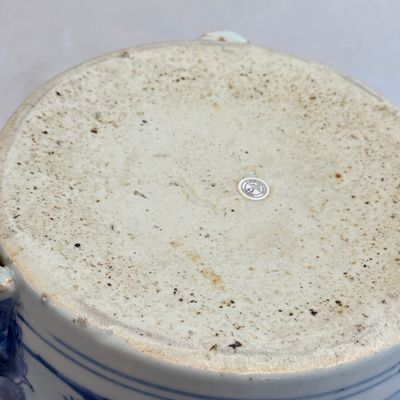 A Chinese blue and white 'Luohan' cylindrical tripod censer — photo 20