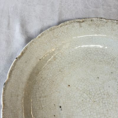 A Chinese blue and white 'Mandarin Duck' dish and a crackle-glazed dish — photo 11