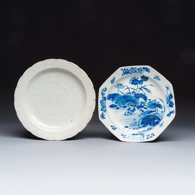 A Chinese blue and white 'Mandarin Duck' dish and a crackle-glazed dish, 19th C.