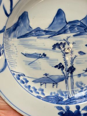 A Chinese blue and white 'Master of the Rocks' plate, Kangxi — photo 2