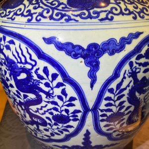 A Chinese blue and white metal-mounted 'dragon' jar, Jiajing — photo 18