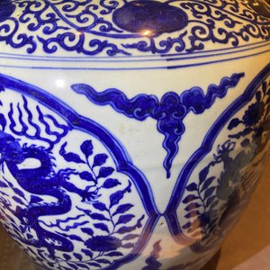 A Chinese blue and white metal-mounted 'dragon' jar, Jiajing — photo 24